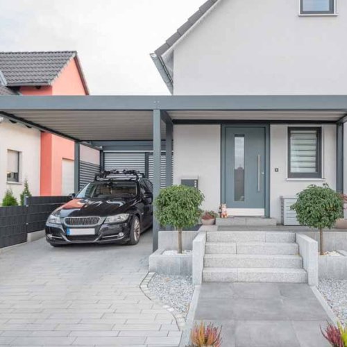 Carport adossé à une maison